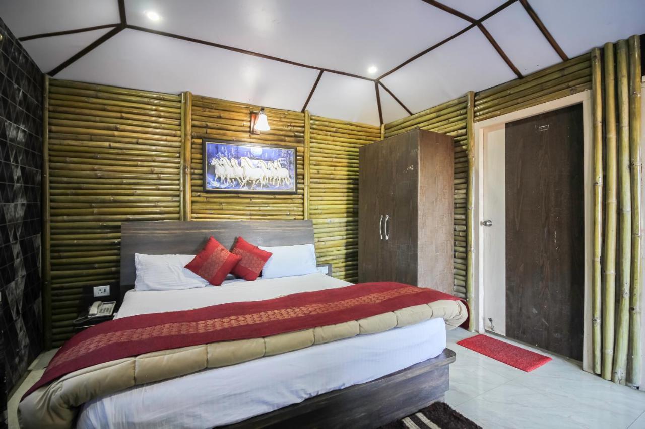 Glamwood Resort Dhanaulti, Ranked 1 In Дханолти Экстерьер фото